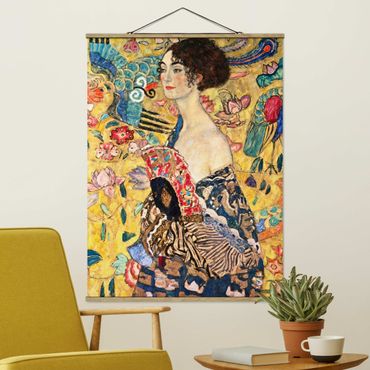 Foto su tessuto da parete con bastone - Gustav Klimt - Donna con ventaglio - Verticale 4:3