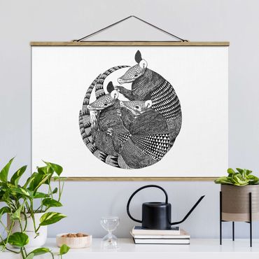 Foto su tessuto da parete con bastone - Laura Graves - Illustrazione del modello Armadillos Bianco e nero - Orizzontale 2:3
