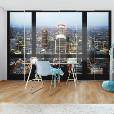 Tende scorrevoli set - Window View Of Illuminated Skyline Of London
