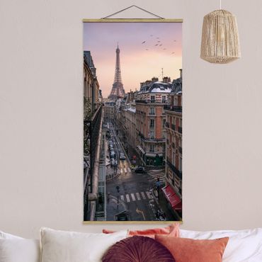 Foto su tessuto da parete con bastone - La torre Eiffel al tramonto - Verticale 1:2