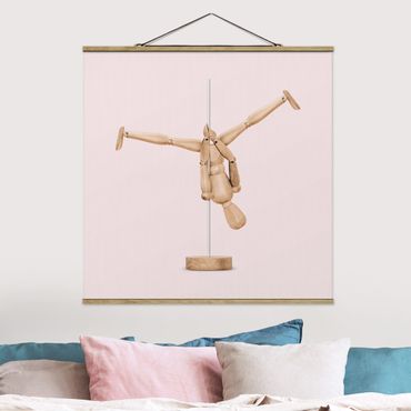 Quadro su tessuto con stecche per poster - Pole Dance Con Figura legno - Quadrato 1:1