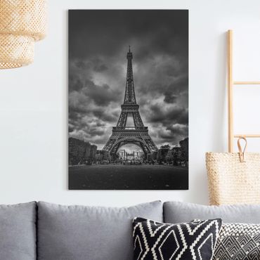 Stampa su tela - Torre Eiffel Davanti Nubi In Bianco e nero - Verticale 2:3