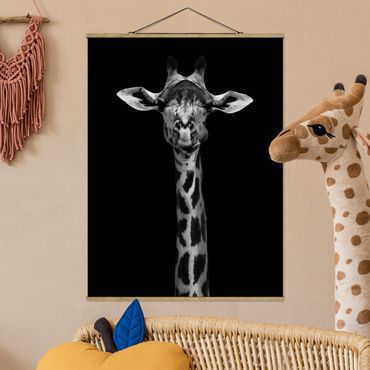 Foto su tessuto da parete con bastone - Scuro Ritratto della giraffa - Verticale 4:3