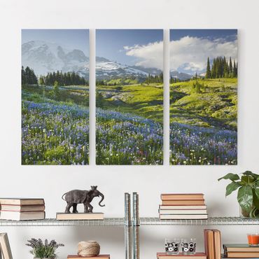Stampa su tela 2 parti - Prato di montagna con fiori blu davanti al monte Rainier