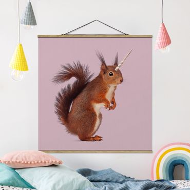 Quadro su tessuto con stecche per poster - Unicorn Squirrel - Quadrato 1:1