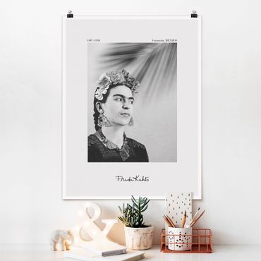 Poster riproduzione - Ritratto di Frida Kahlo con gioielli