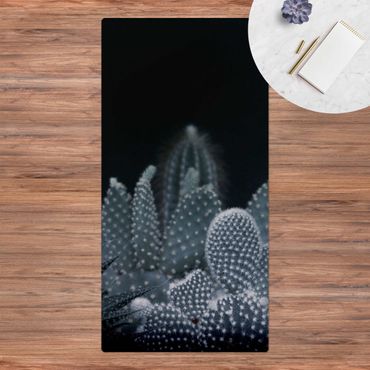 Tappetino di sughero - Famiglia di cactus nella notte - Formato verticale 1:2