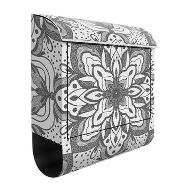 Cassetta postale - Mandala con rombi e punti in grigio