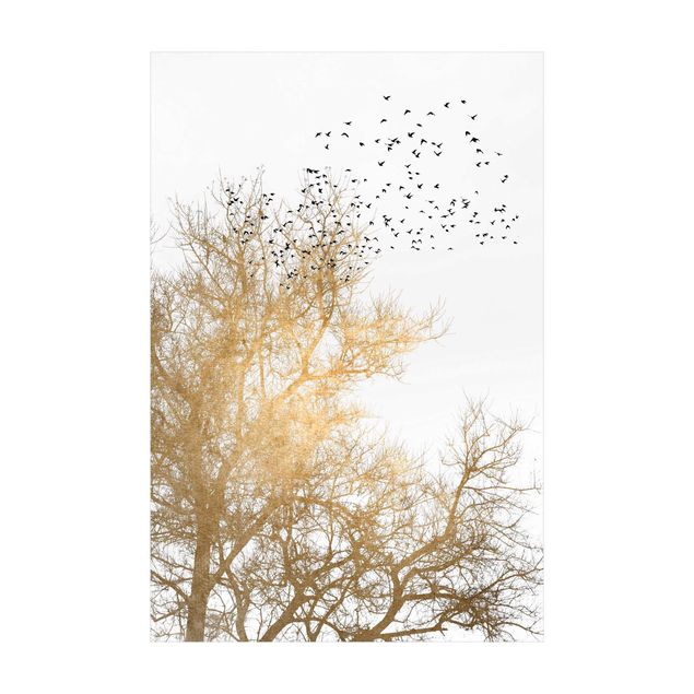 Tappeti con motivi naturali Stormo di uccelli davanti all'albero d'oro