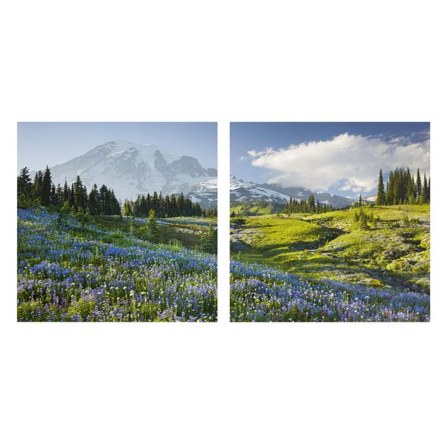 Quadro montagna Prato di montagna con fiori blu davanti al monte Rainier