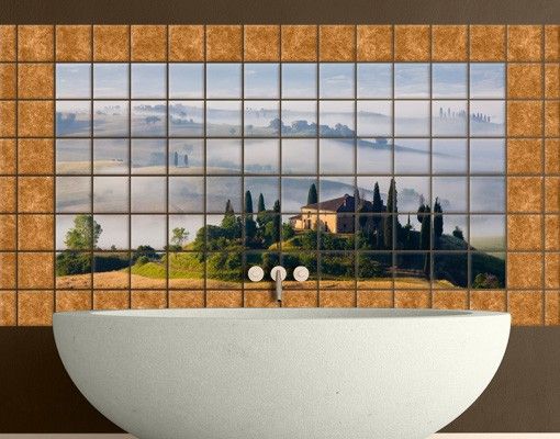 Adesivi per piastrelle con paesaggio Tenuta di campagna in Toscana