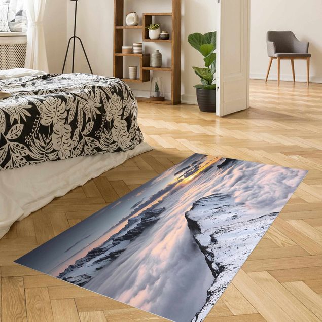 tappeto design moderno Vista di nuvole e montagne