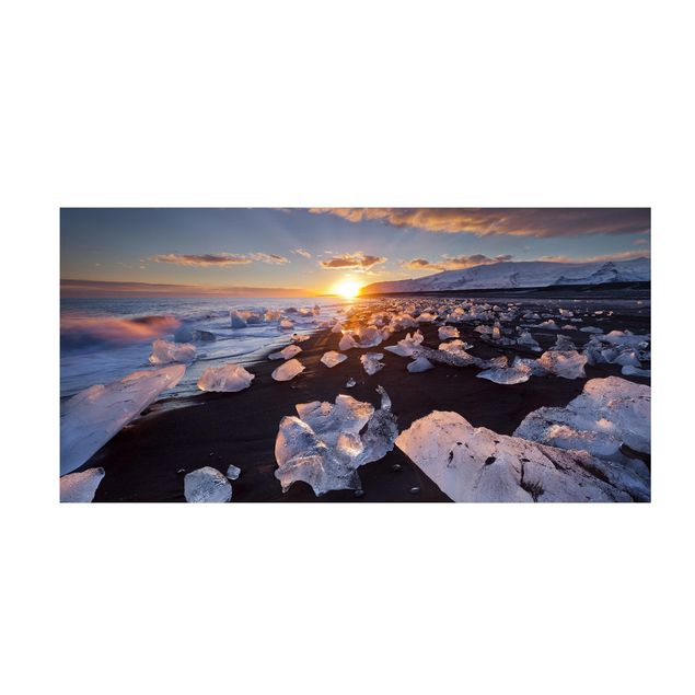 Tappeti con motivi naturali Pezzi di ghiaccio sulla spiaggia in Islanda