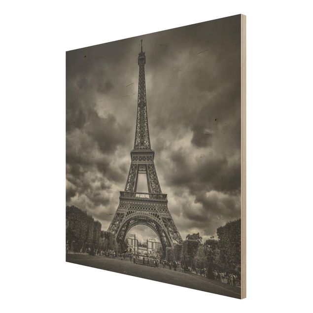 Stampe su legno Torre Eiffel davanti alle nuvole in bianco e nero