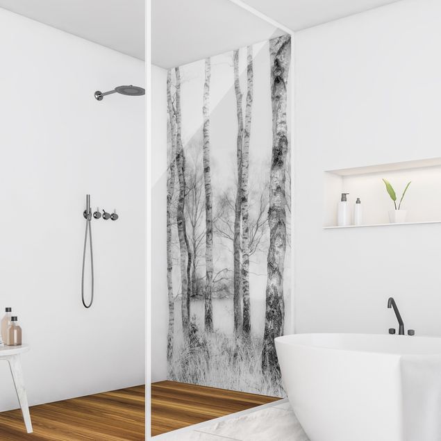 Rivestimento per doccia - Bosco di betulle mistico in bianco e nero