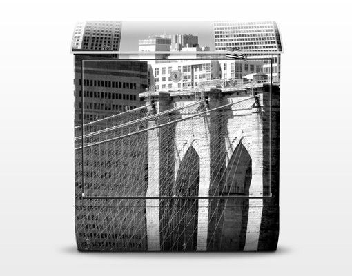 Cassette della posta in bianco e nero Punto di riferimento di New York II