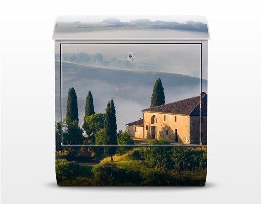 Cassette della posta blu Tenuta di campagna in Toscana