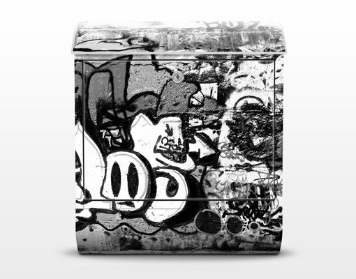 Cassette della posta nere Graffiti d'arte