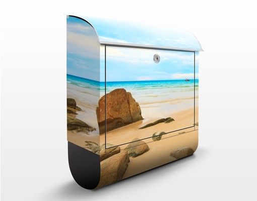 Cassette della posta con paesaggio La spiaggia