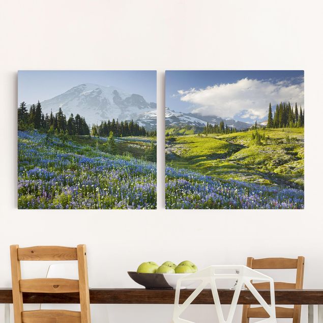 Stampa su tela 2 parti - Mountain Meadow With Flowers In Front Of Mt. Rainier - Quadrato 1:1