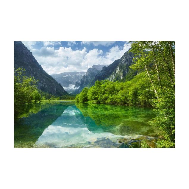 Tappeti con motivi naturali Lago di montagna con riflessi d'acqua