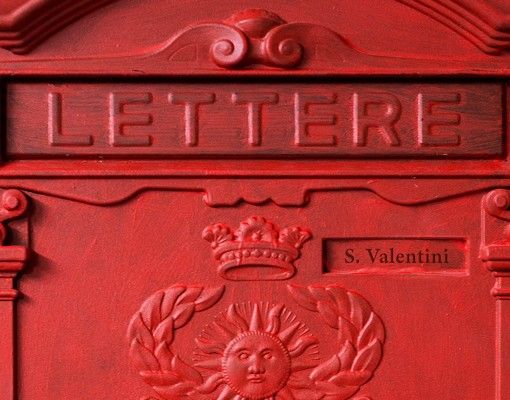 Cassetta posta rossa In Italia