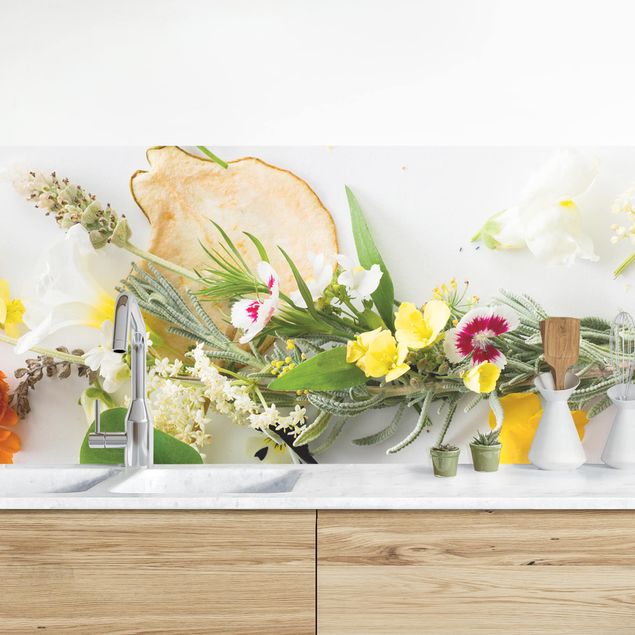 Rivestimenti per cucina con fiori Erbe fresche con fiori commestibili