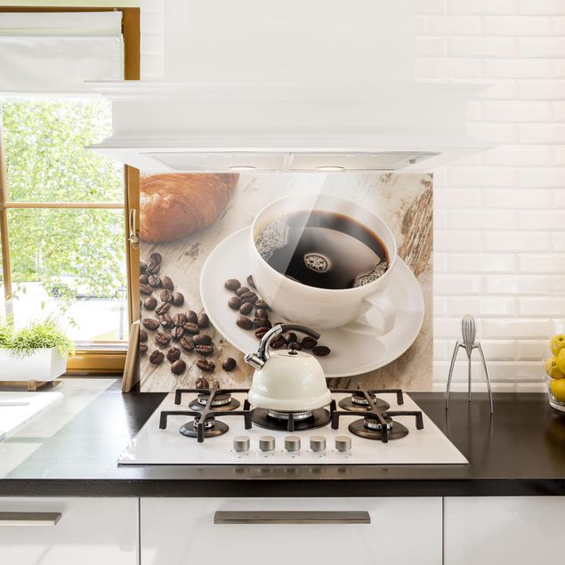Decorazioni cucina Tazza di caffè a vapore con chicchi di caffè