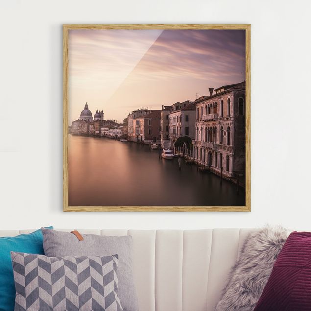 Quadri con cornice con architettura e skylines Sera a Venezia