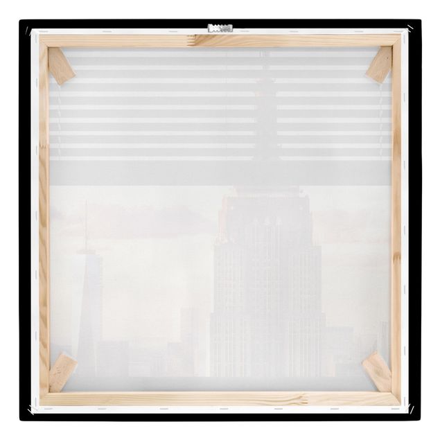 Stampe Vista dalla finestra con tende - Empire State Building di New York