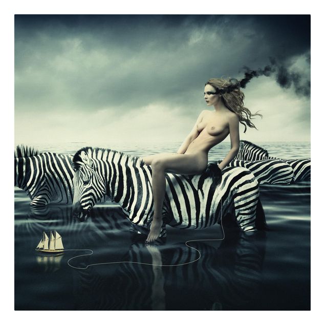 Quadri nudi Donna in posa con le zebre