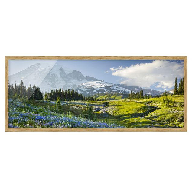 Quadri con cornice con fiori Prato di montagna con fiori blu davanti al monte Rainier