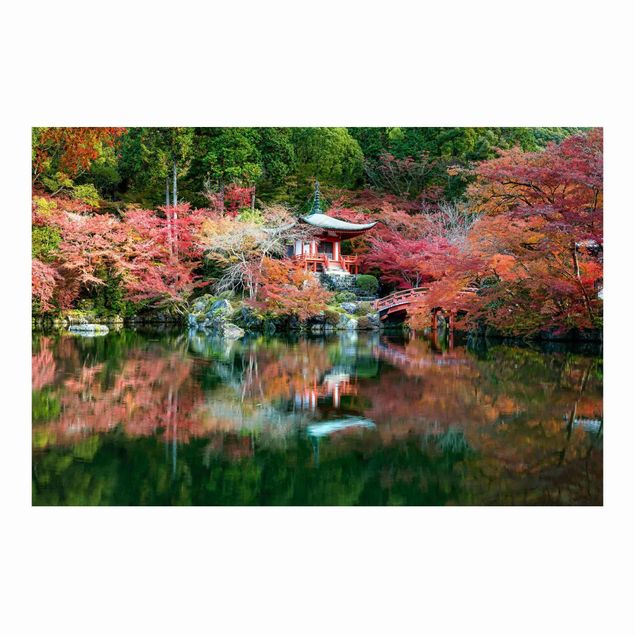 Carta parati rossa Il tempio Daigo Ji in autunno