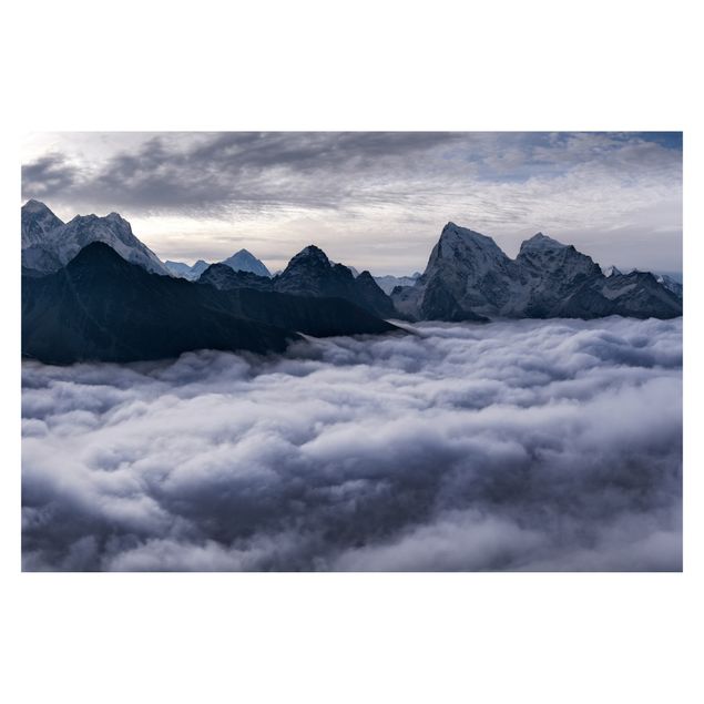 Carta da parati bianca e nera  Mare di nuvole nell'Himalaya