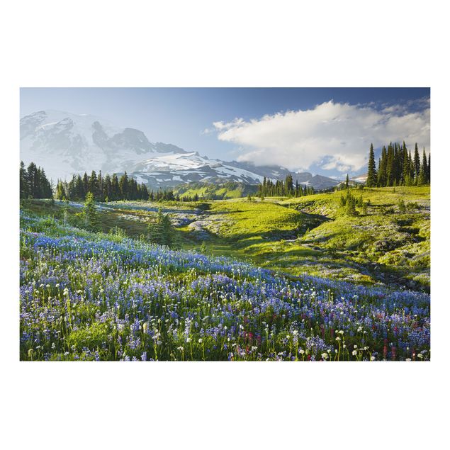 Quadro alberi Prato di montagna con fiori blu davanti al monte Rainier