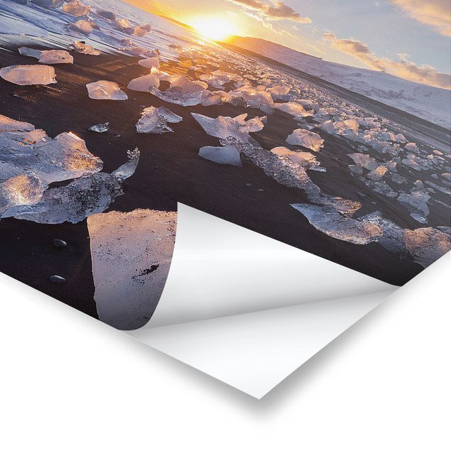 Poster paesaggio Pezzi di ghiaccio sulla spiaggia in Islanda