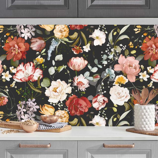 Rivestimenti per cucina con fiori Fiori acquerello su sfondo nero