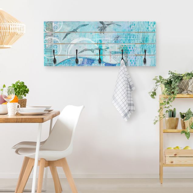 Appendiabiti pannello effetto legno Collage colorato - Pesce blu