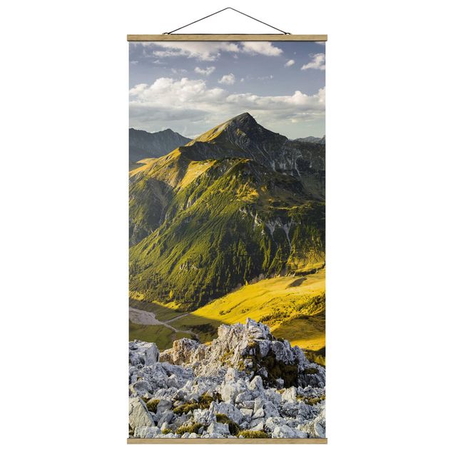 Quadri sulla natura Montagne e valle delle Alpi di Lechtal in Tirolo