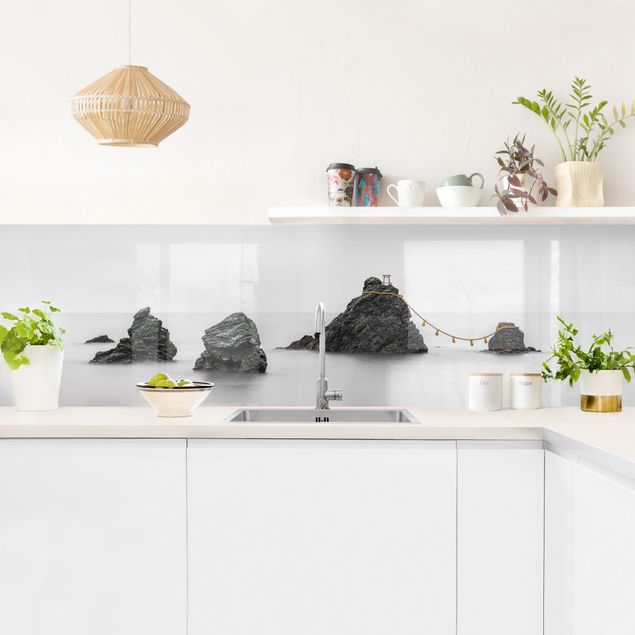 Rivestimento cucina bianco e nero Meoto Iwa - Le rocce della coppia sposata