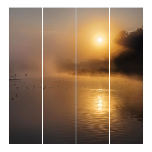 Tessili online Alba sul lago con cervi nella nebbia