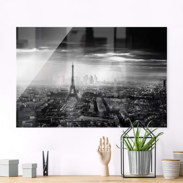 Quadri in vetro Parigi La Torre Eiffel dall'alto in bianco e nero