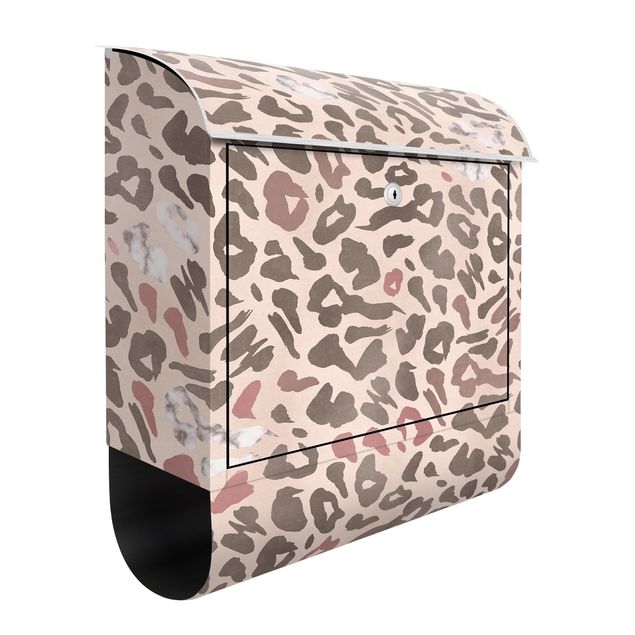 Cassette della posta rosa Il leopardo nel Boudoir