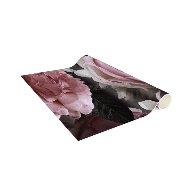 tappeti con fiori Fiori rosa su nero vintage