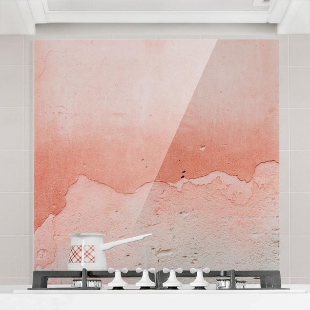 Paraschizzi cucina effetto pietra Cemento rosa in stile shabby