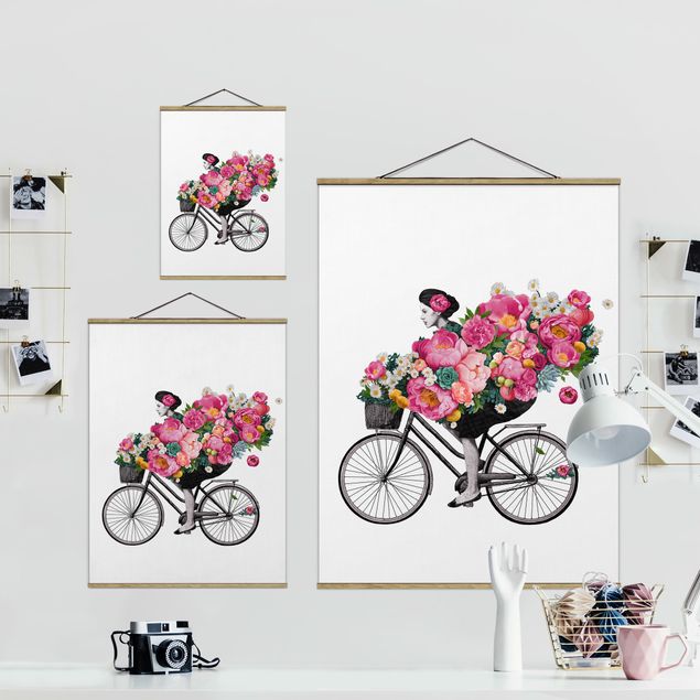 Stampe Illustrazione - Donna in bicicletta - Collage di fiori colorati