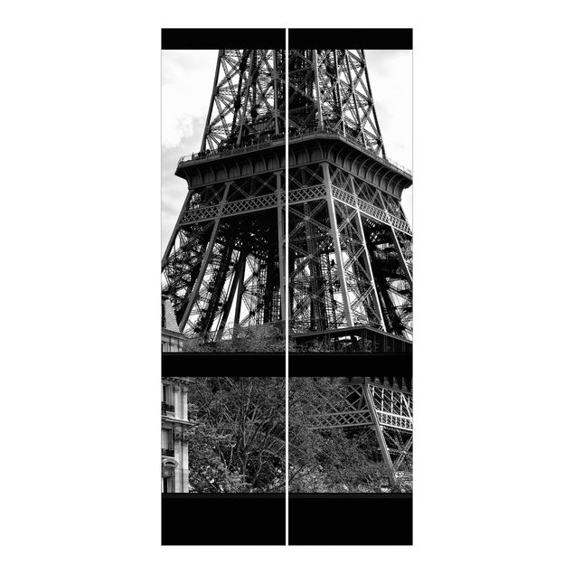 Tende a pannello scorrevoli Window View Paris - Close To The Eiffel Tower In Black And White
