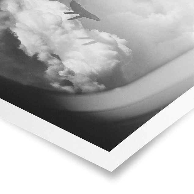 Poster bianco e nero Balenottera volante tra le nuvole