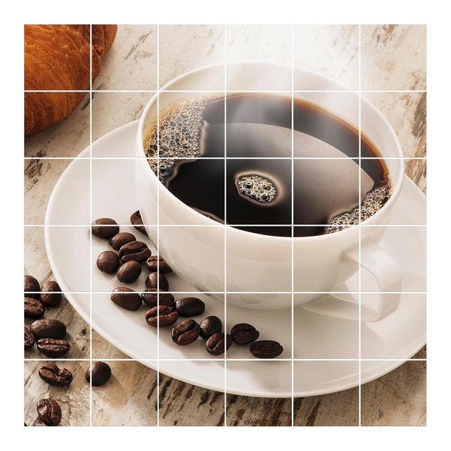 Adesivi per piastrelle Tazza di caffè a vapore con chicchi di caffè
