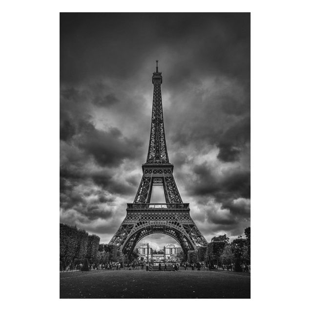 Lavagne magnetiche con architettura e skylines Torre Eiffel davanti alle nuvole in bianco e nero